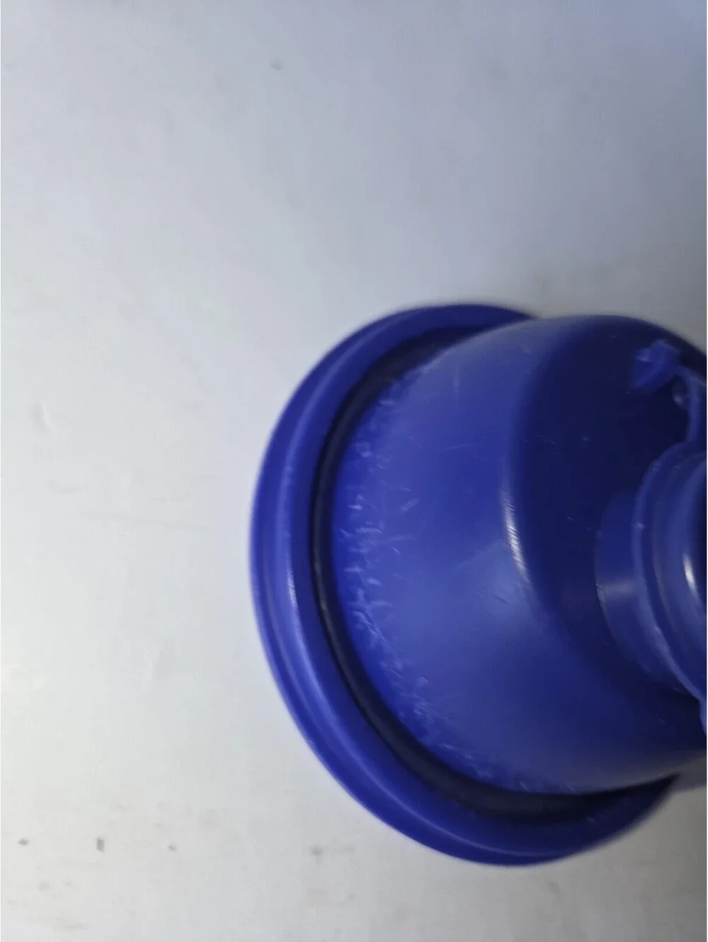 Tupperware 16oz Quick Shake Plastic Dressing Container Blue SF3